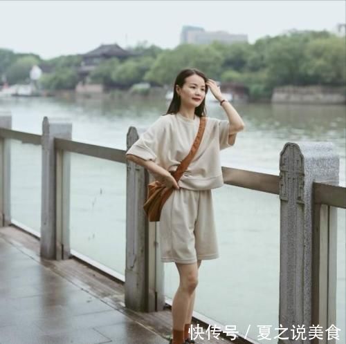 米色系列 2021早秋最火的“流行色”,显白又时髦,照着穿就对了