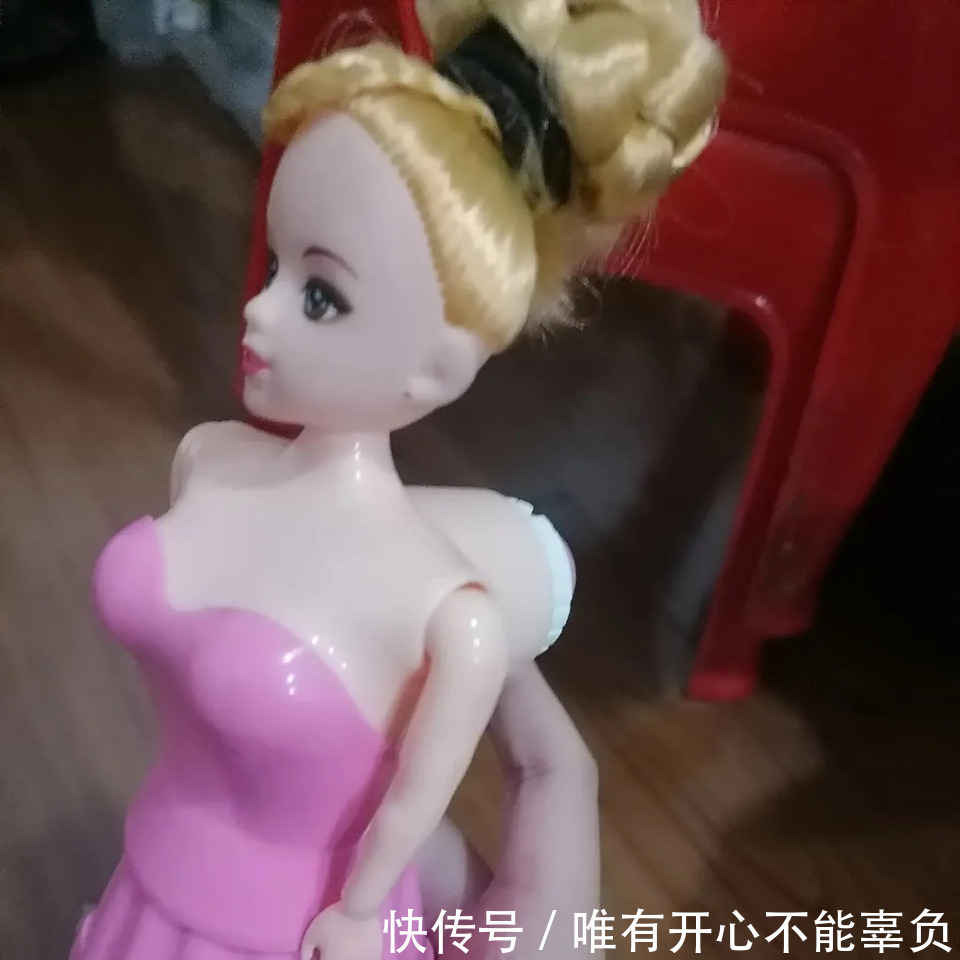 |今日段子:看看我的双标父母!