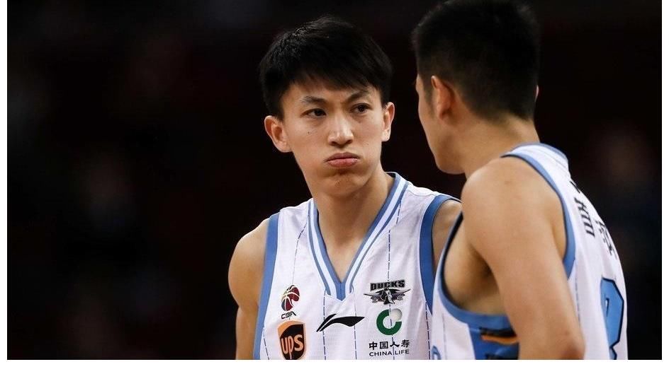 首钢|1米93，2米00！北京首钢完成重要签约，21+6顶级后卫或驰援秦晓雯