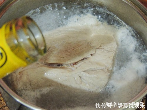 肉松|想吃肉松不用买,自己在家做很简单,1斤肉做一大盘,孩子抢着吃