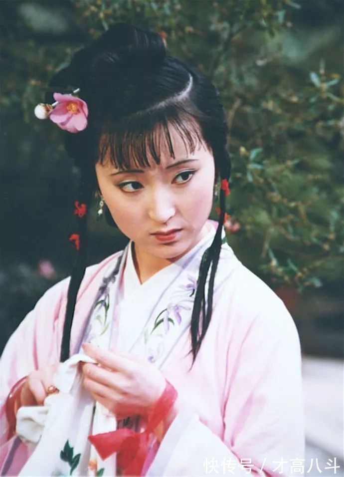 桃花行$《红楼梦》里林黛玉写的诗,看哭了多少人!