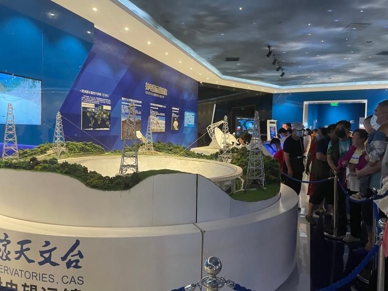 天眼“五一”掀起科普热，探秘“光年之外”的宇宙奥秘