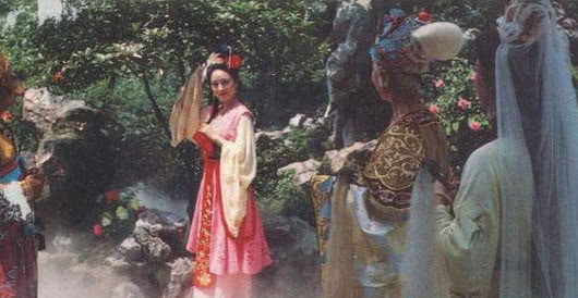 黎山老母#孙悟空的姐姐,两次出手帮助他们,连观音都要尊一声“母亲”