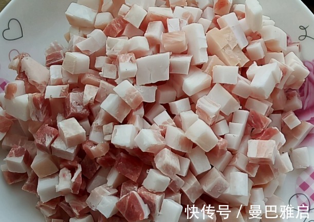 甜面酱|炸酱面的超详细做法,鲜香浓郁的炸酱“养成记”,滋溜一口真过瘾