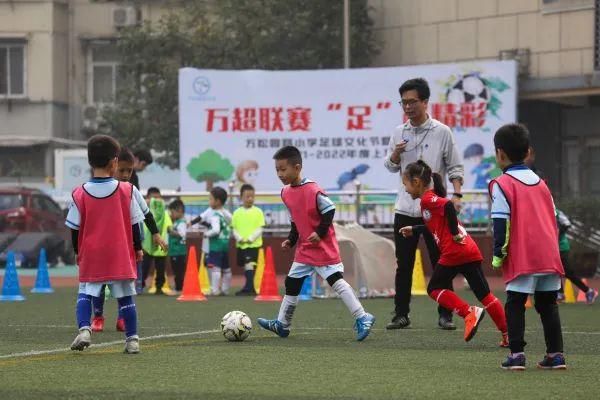 足球队|走近江汉区女足的“摇篮”，万松园路小学足球队寒假不停训