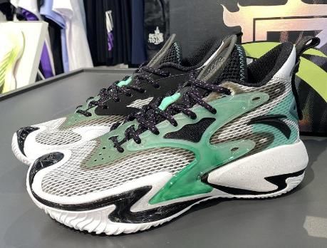 狂潮|安踏狂潮3代篮球鞋详解，适合突破性选手吗？