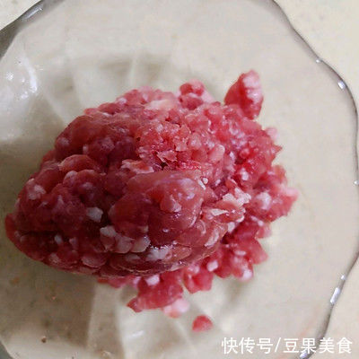让食客踏破门槛的的太阳玉子豆腐做法,学会了你也能火