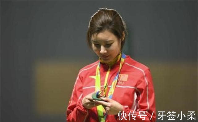 满脸|奥运冠军杜丽:满脸青春痘消失,逆袭成“女神”,39岁风韵犹存
