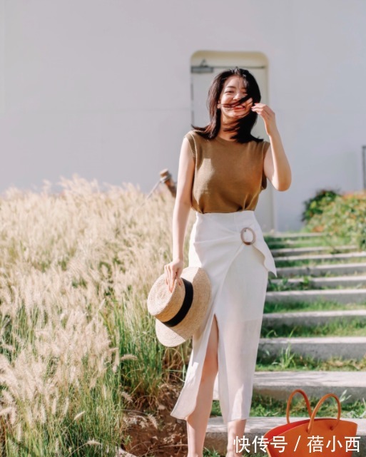 衣品|衣品好的30+女人喜欢穿半身裙，优雅又气质，学三木博主就OK