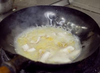  东北酸菜的做法都有哪些？