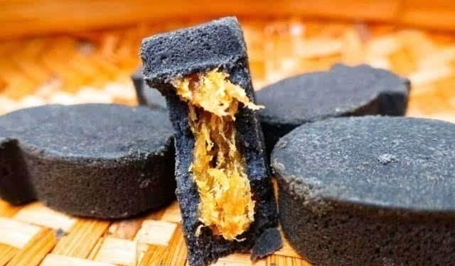 假如从下面6款最火的网红甜点，挑出一种吃10份，你会怎么选