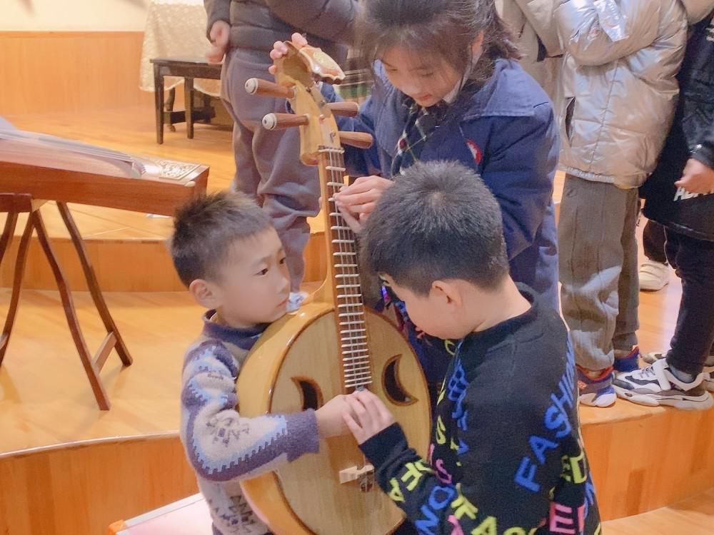 小小|五载绘锦图 共筑香山梦—香山小学五周年校庆系列之“小小音乐家”体验活动