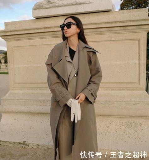 蒂凡尼的早餐 要把风衣穿时髦,今年,这2个时髦点要记好!