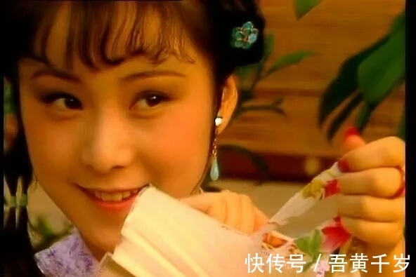 新版@没有对比就没有伤害,一个简单的睡姿,看两版《红楼梦》的差距