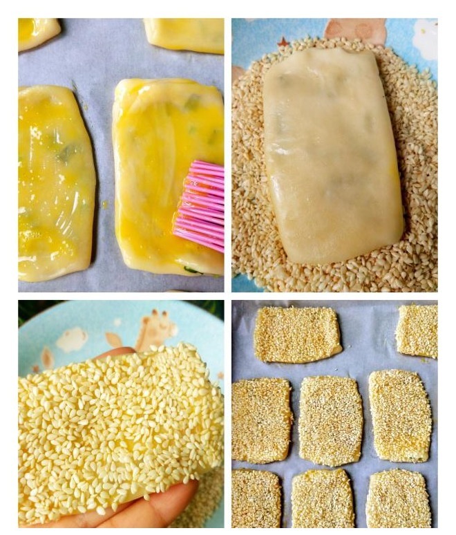 一点面粉加一点食用油，做出来的芝麻小饼，咸香适口，酥的掉渣