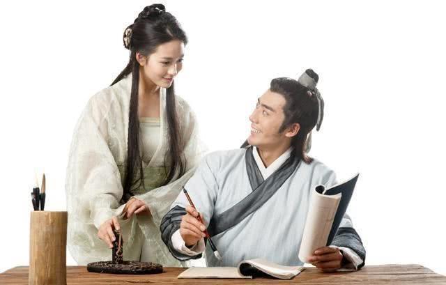 上联|才女出上联“野花不种年年有”,秀才对出下联,才女羞涩不已