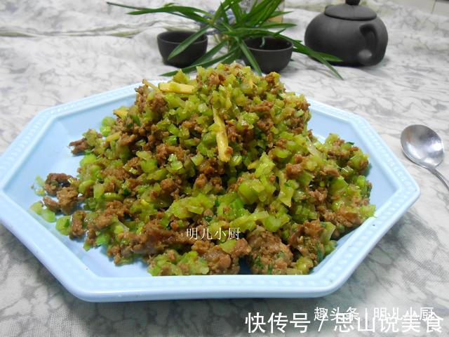 儿子天天嚷着吃这菜,常吃身体壮脑瓜灵,太香了,冬天吃最棒