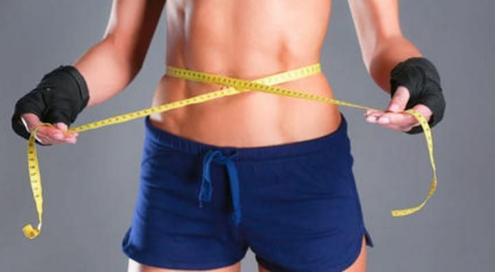 蜂蜜|女性想减肥,每天坚持吃“3宝”,排出黑臭宿便,甩掉大肚腩