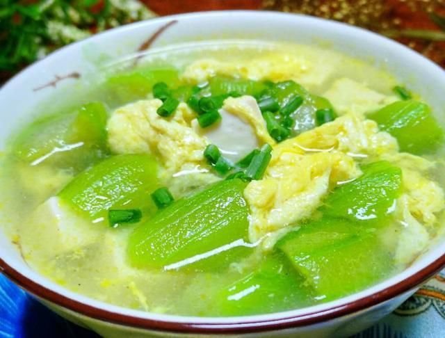 家人|三伏天，这碗汤要多给家人喝，清香爽口，补充水分，消暑降心火