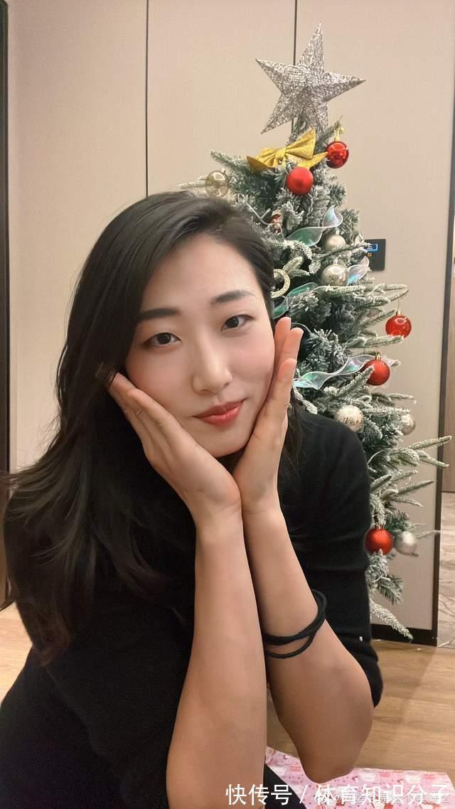 性感女神|中国女排,性感女神晒出美照,粉丝破100万,却很难再进国家队了