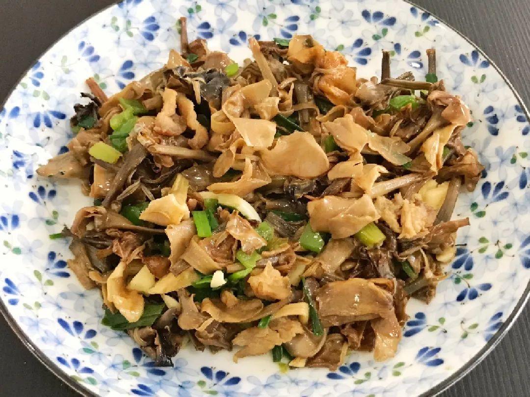 香飘飘的花,吃一口满嘴花香,再不吃就没了