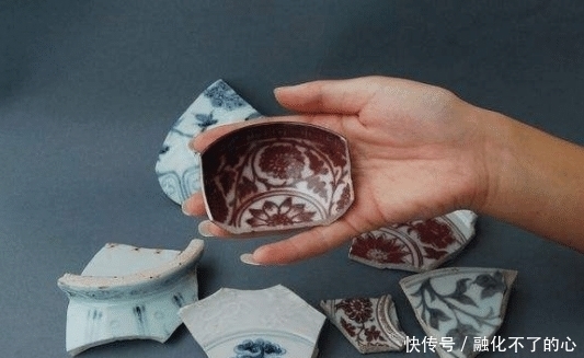 马未都是如何看待王刚在鉴宝现场砸藏品的?他的回答很透彻