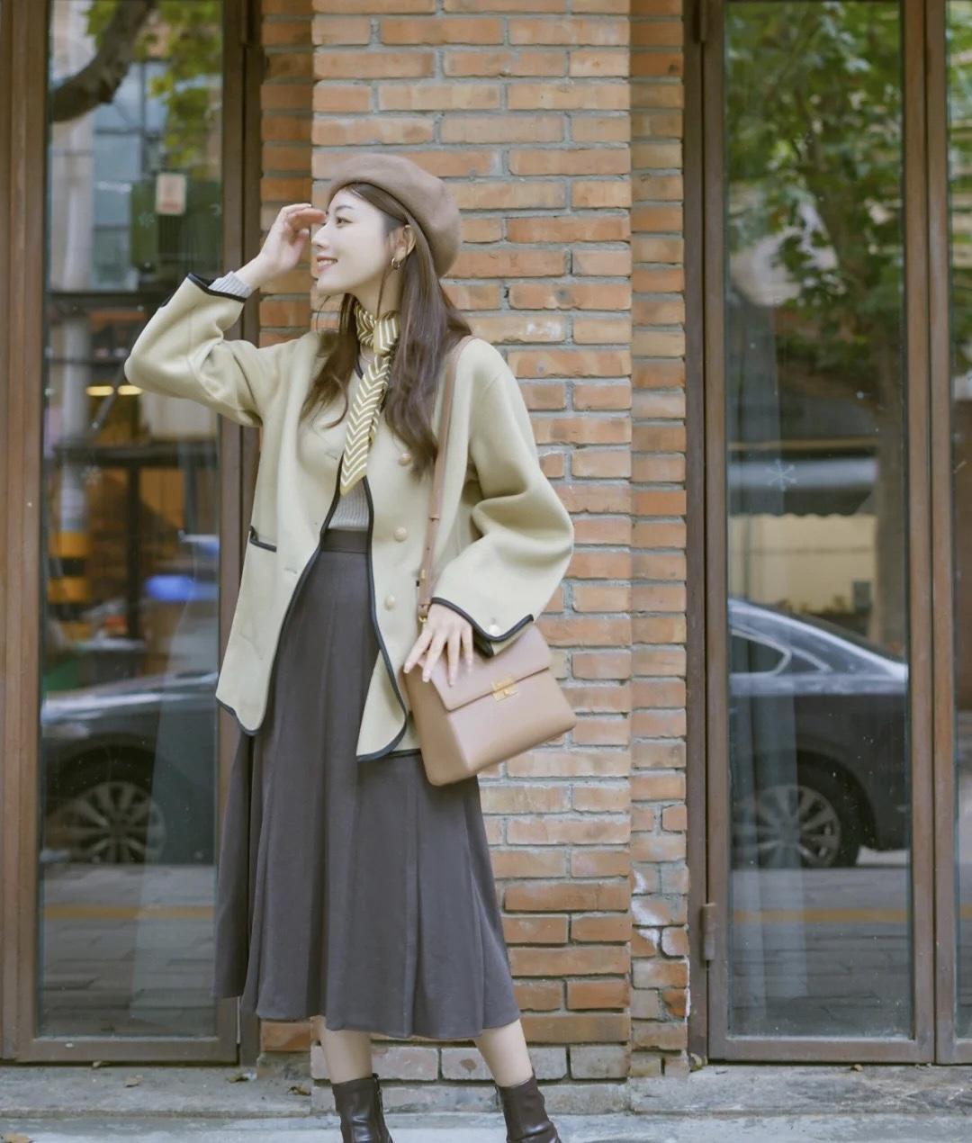 女人味|秋冬,高级感穿搭指南,针织衫搭配半身裙,温柔知性更具女人味!