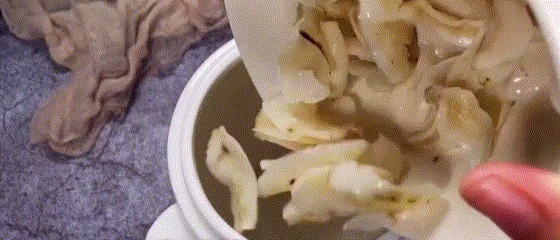 百合|失眠最“怕”这菜,睡不香的人要多吃,养心安神,一觉睡到自然醒