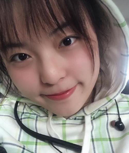 她是《好聲音》最年輕冠軍,因“另類”走紅,才一年就淪為路人!