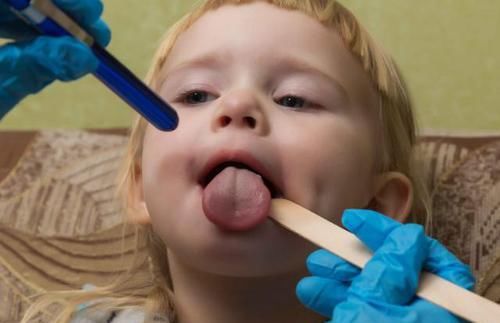 到底|孩子咳嗽有痰怎么办？这8个现象，教你来辨别到底是风寒还是风热