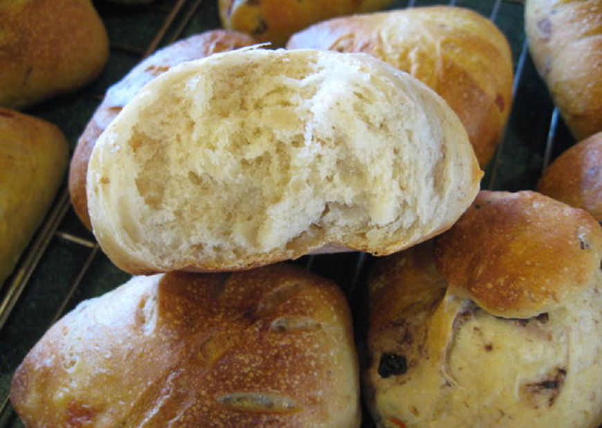 早餐,别再做面饼了,试试这面包,咬一口满嘴喷香,家人都爱吃!