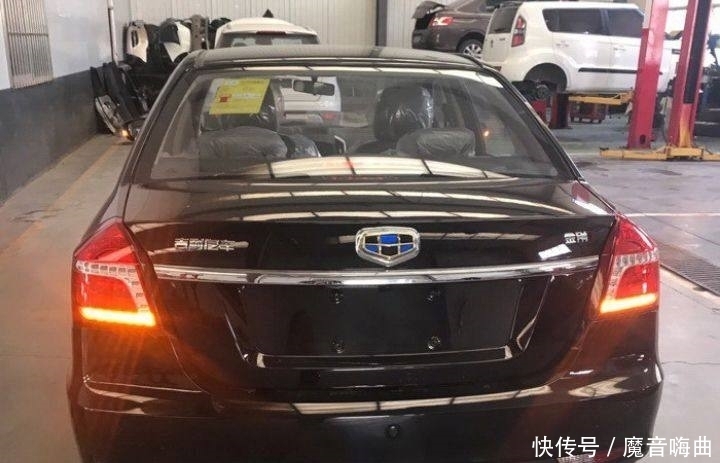 面包车|只卖4万多块钱，还要啥面包车，这辆车堪称家用代步神器