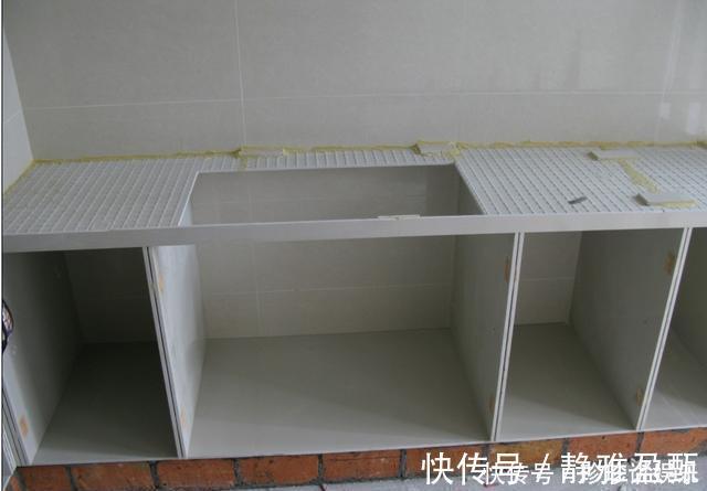 橱柜|晒我家厨房做的瓷砖橱柜,可以放心剁骨头,用20年都不会坏