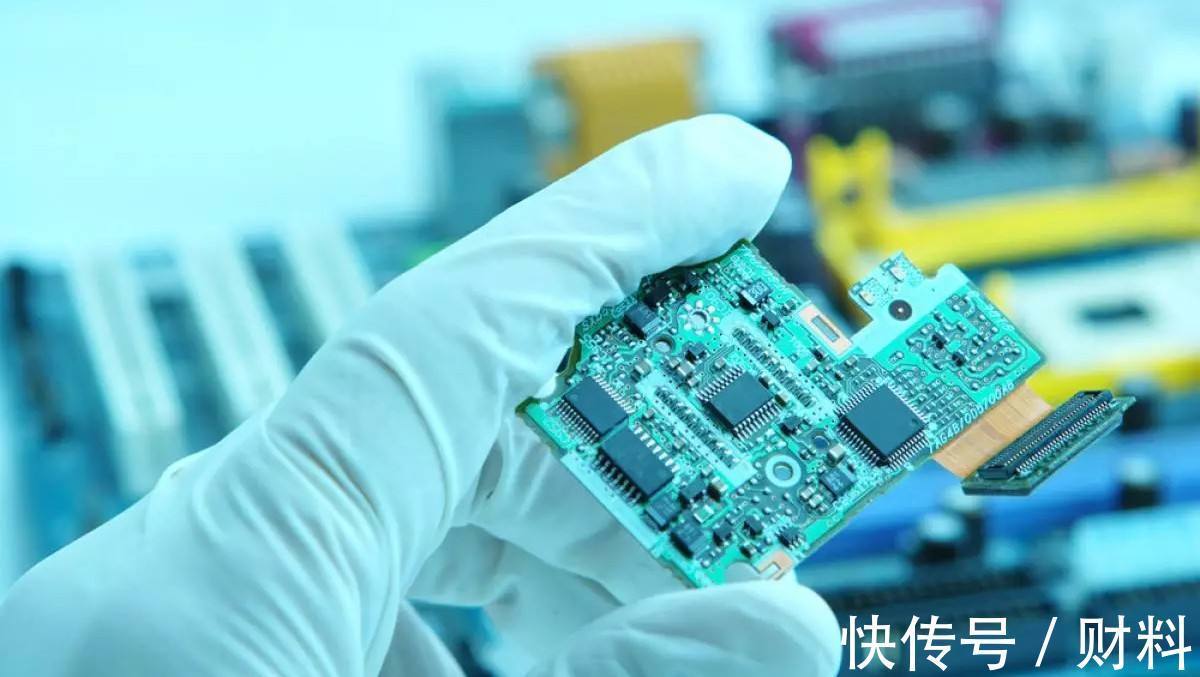手机处理器|连续四次登顶,联发科成功“超越”高通?产品质量是关键