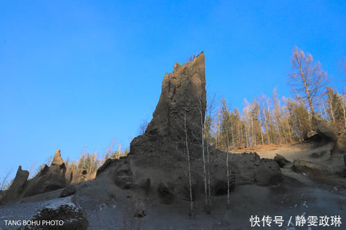 长白山脚下有一个火山峡谷，浮石林被风吹成奇特景观，让人向往