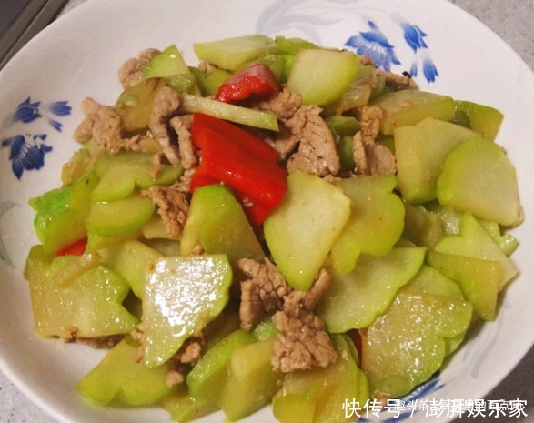 入冬胖人多吃它,天然“清肠菜”,肚子平坦,口臭没了,越吃越瘦