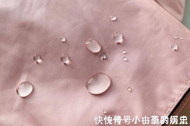 雨伞 薇娅懒人伞一晚爆红,39度出门不怕晒,网友防晒霜可以扔了!