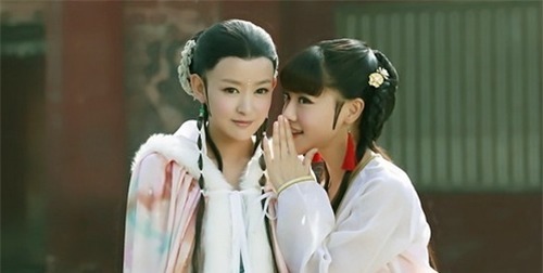 终于|初恋嫌她出身不好另娶他人,她痴心苦等52年,78岁终于嫁给他