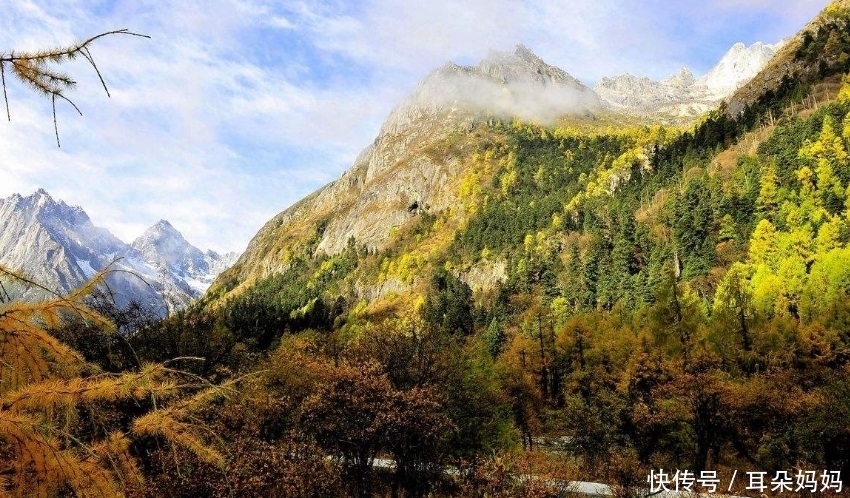 四川又一景区“飘了”，暗藏“小九寨”，门票30元不输香山胜景！