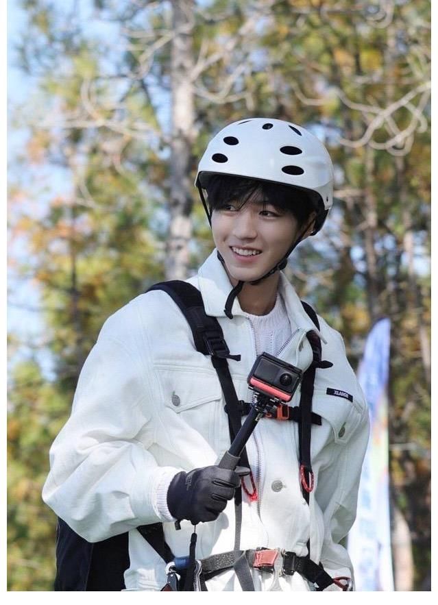 彭昱畅|豆瓣8.4分，争议为什么这么多？听听导演怎么说