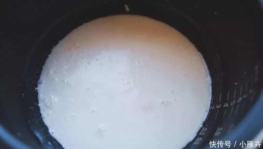 香甜|泰式芒果糯米饭,不用去泰国,在家电饭煲就能做出来!香甜又软糯