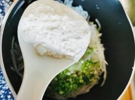  窍门|炸萝卜丸子，牢记“2放2窍门”，丸子外酥里嫩，教你正确做法