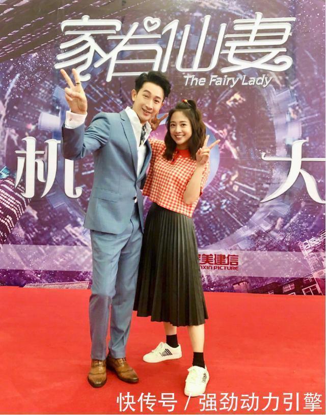 气质|鬼鬼也太可爱了,红色复古小衫配“樱桃辫”,气质不像30多的人