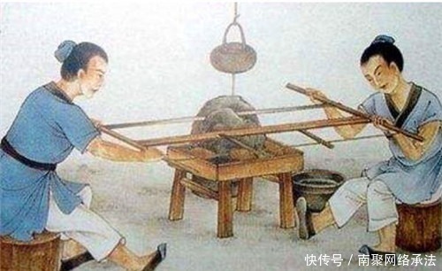 锯条&相传鲁班被草割到发明锯子,但那时还没有钢,他如何做的锯条呢?