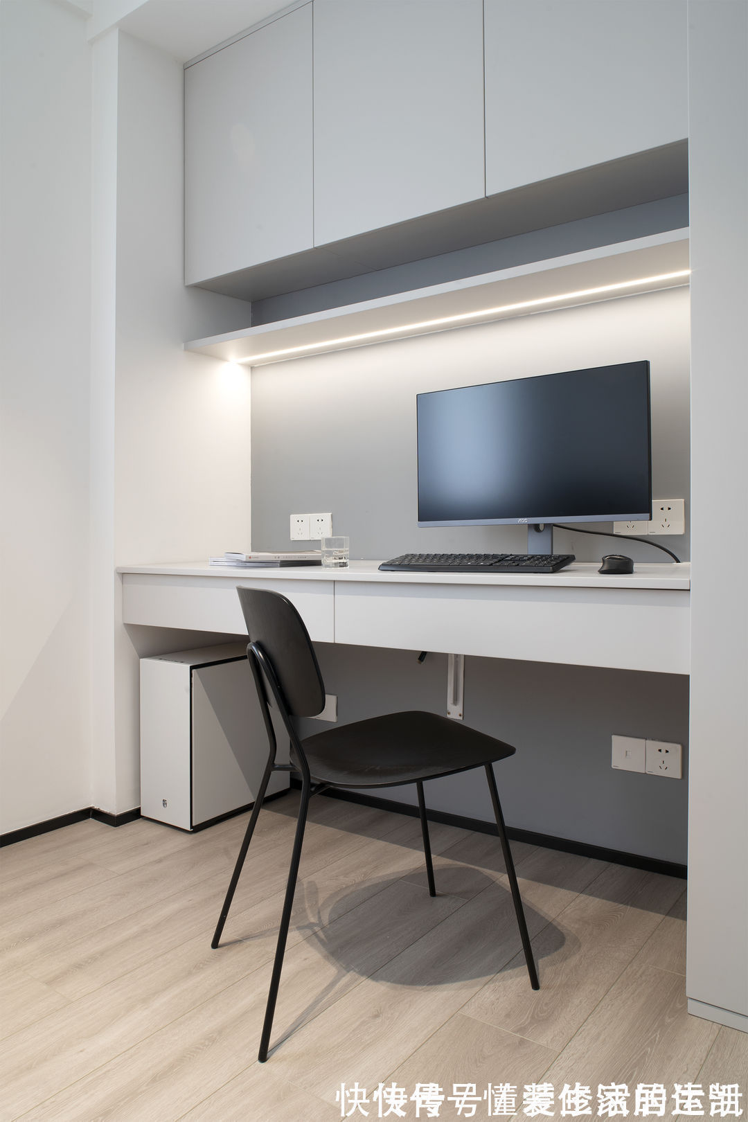 隔墙|80㎡实用主义装修,简约黑白灰色调,全屋简单又大气