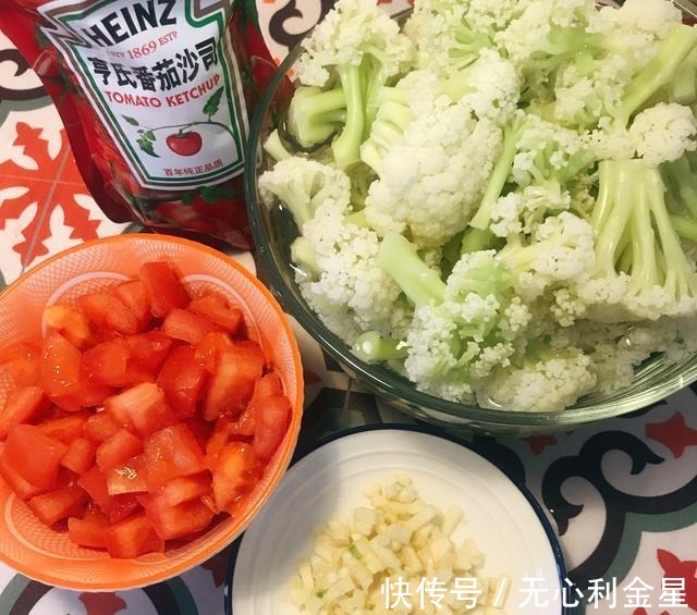 番茄炒软|酸甜开胃的番茄炒菜花，一道振奋食欲，健康营养的家常炒菜！