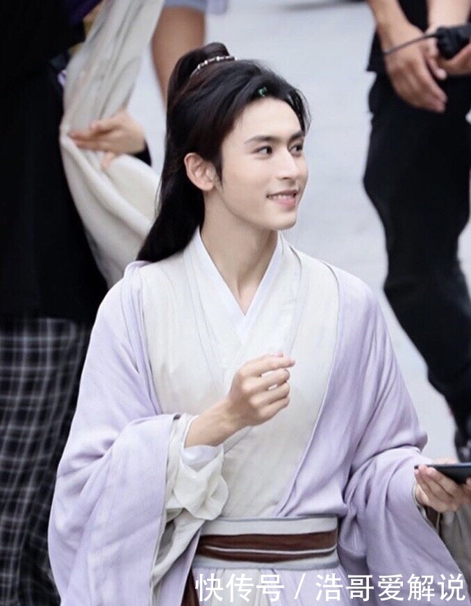 青春环游记 张哲瀚入戏太深?本人有意与龚俊继续同台,却遭赵薇严词拒绝