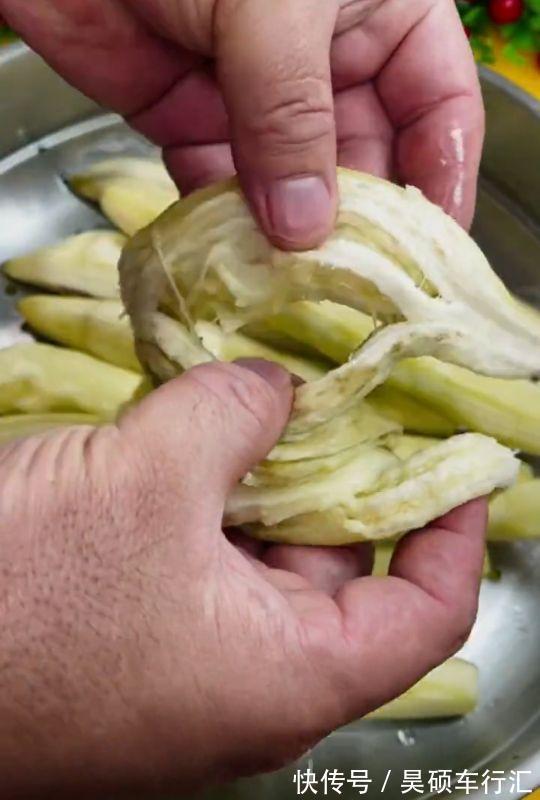 好吃|今天美食,蒜泥茄子,超级好吃,超级下饭,喝酒吃饭不错的选择