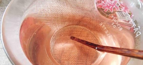 做法|甜品师教你在家自制高颜值果冻,香甜Q弹,做法简单,1次就成功