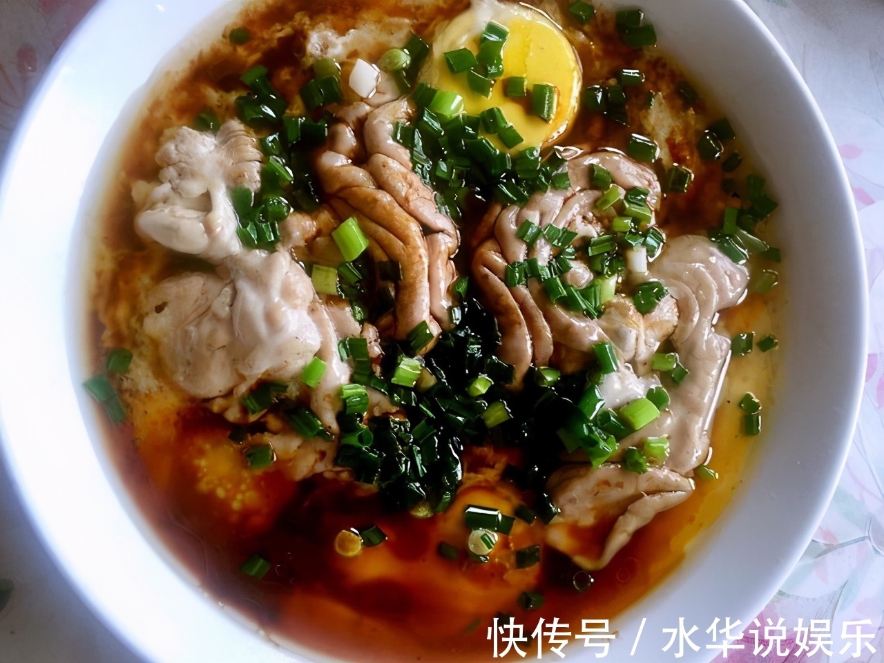 清淡饮食|年龄大了,多吃肉还是少吃肉医生60岁后,3种肉要少吃